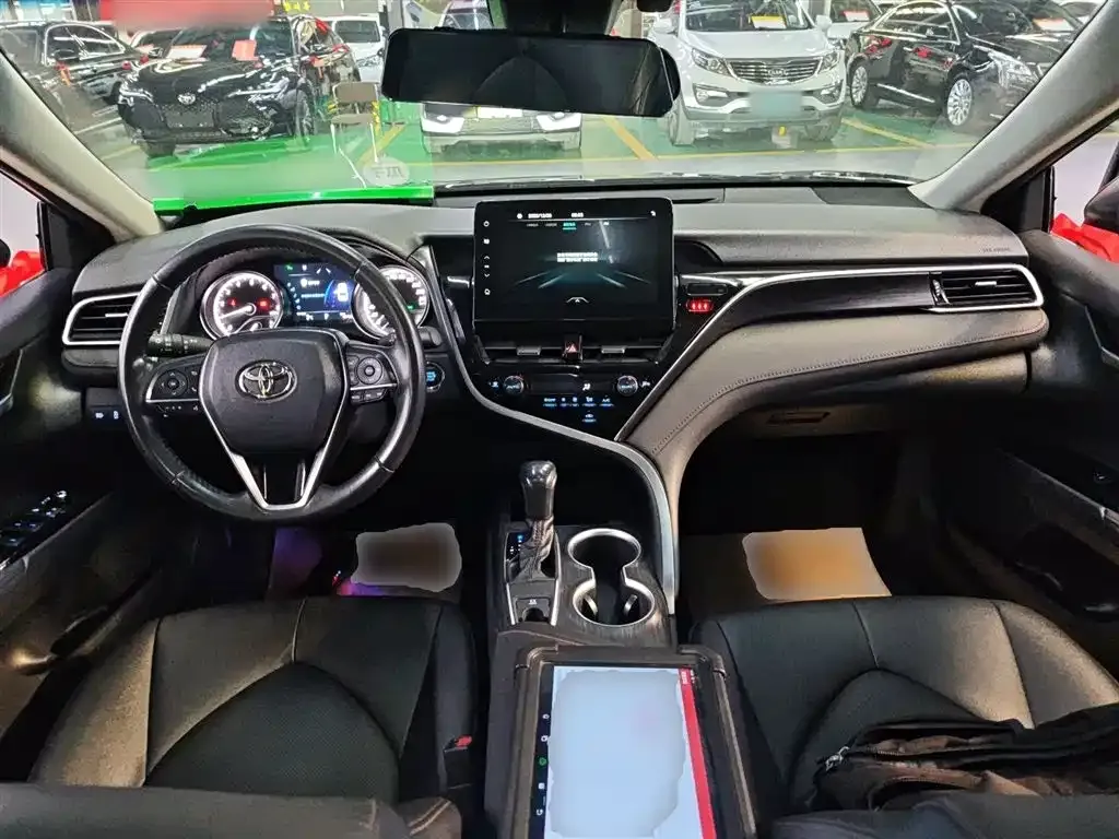 Toyota Camry 2021 из CN, фото 5