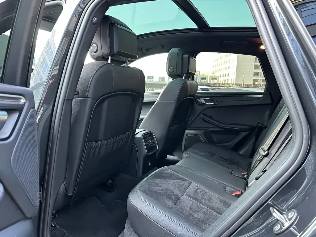 Porsche Macan 2021 из CN, фото 3