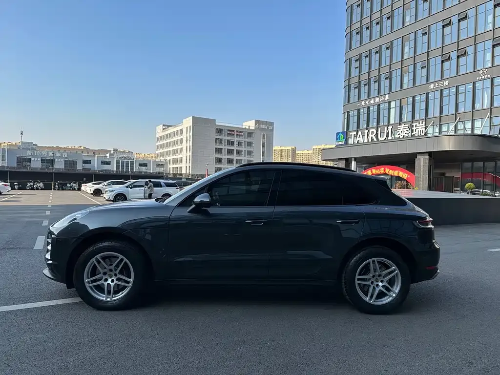 Porsche Macan 2021 из CN, фото 2