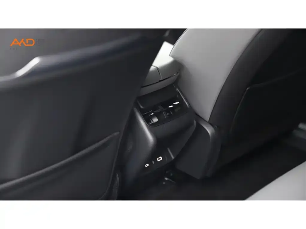 Lynk & Co 08 EM-P 2024 из CN, фото 6