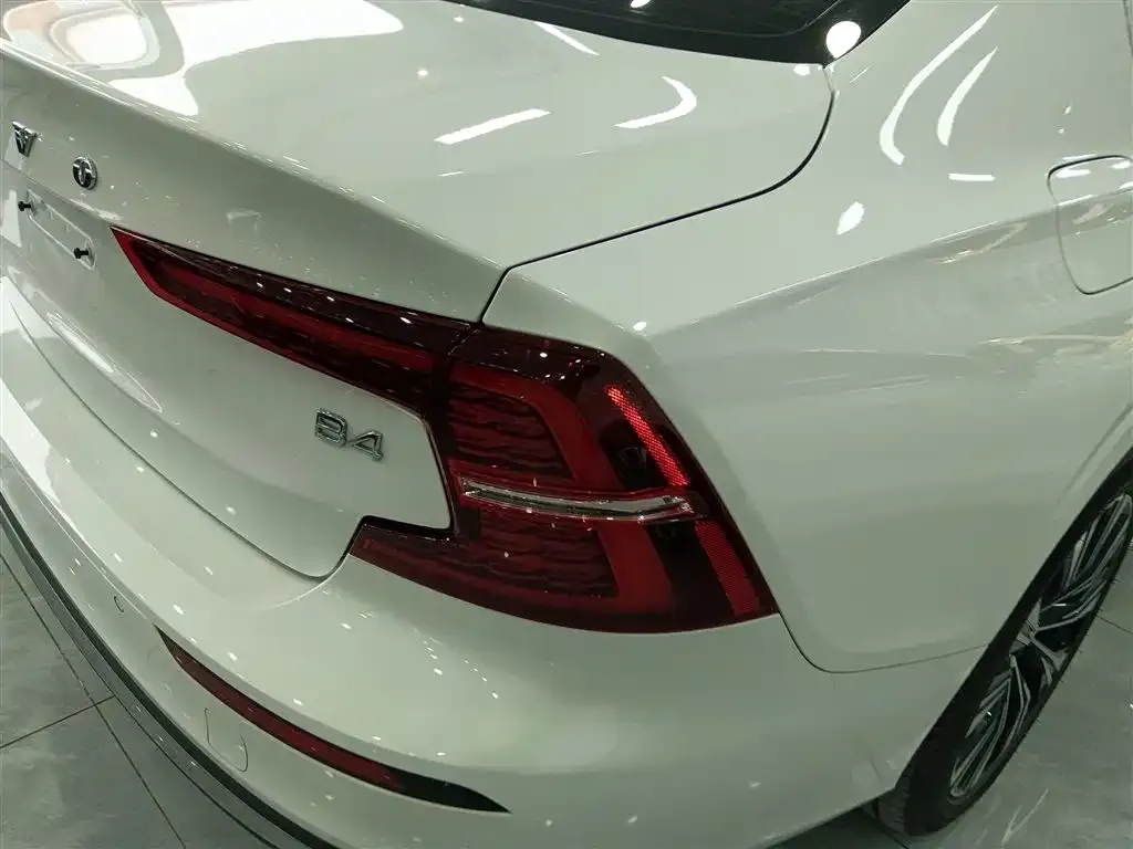 [object Object] S60 2024 из CN, фото 8