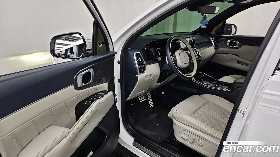 Kia Sorento — фото 9