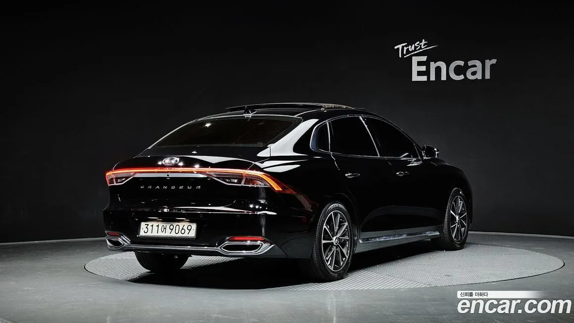 Hyundai Grandeur 2023 из KR, фото 2