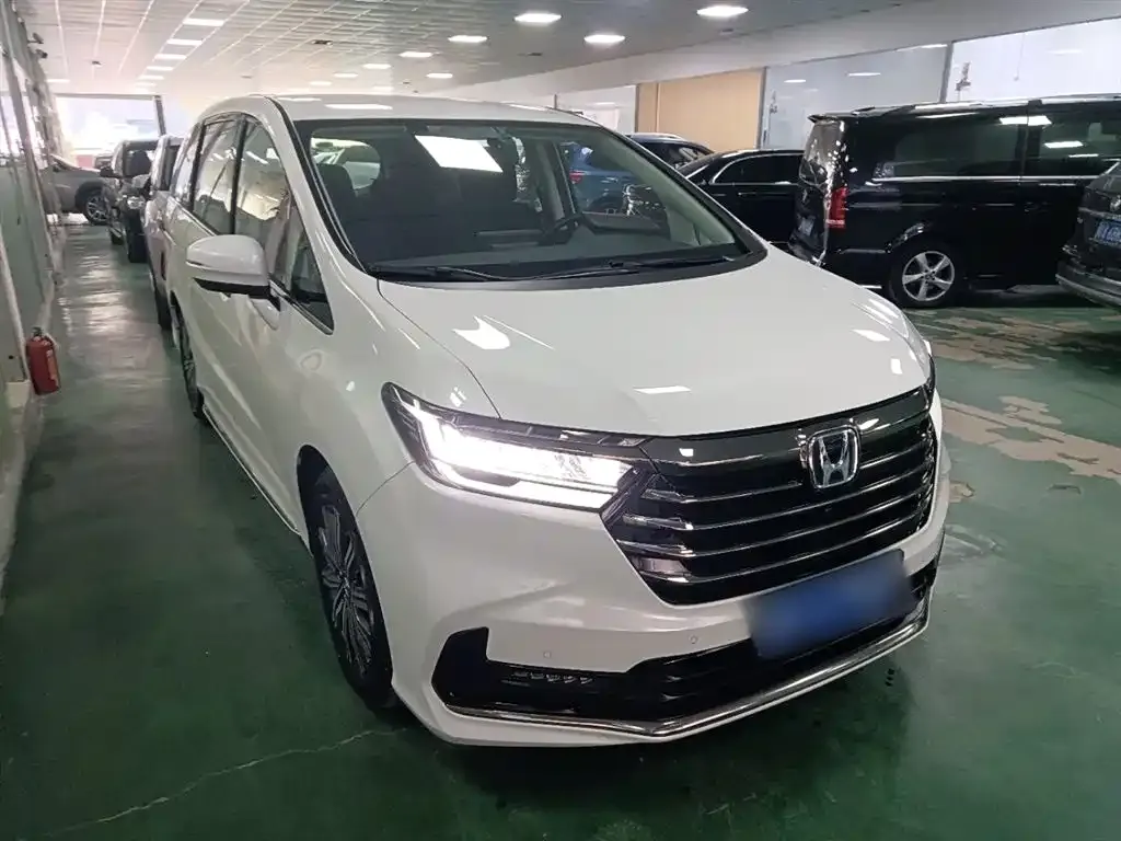 Honda Odyssey 2024 из CN, фото 4