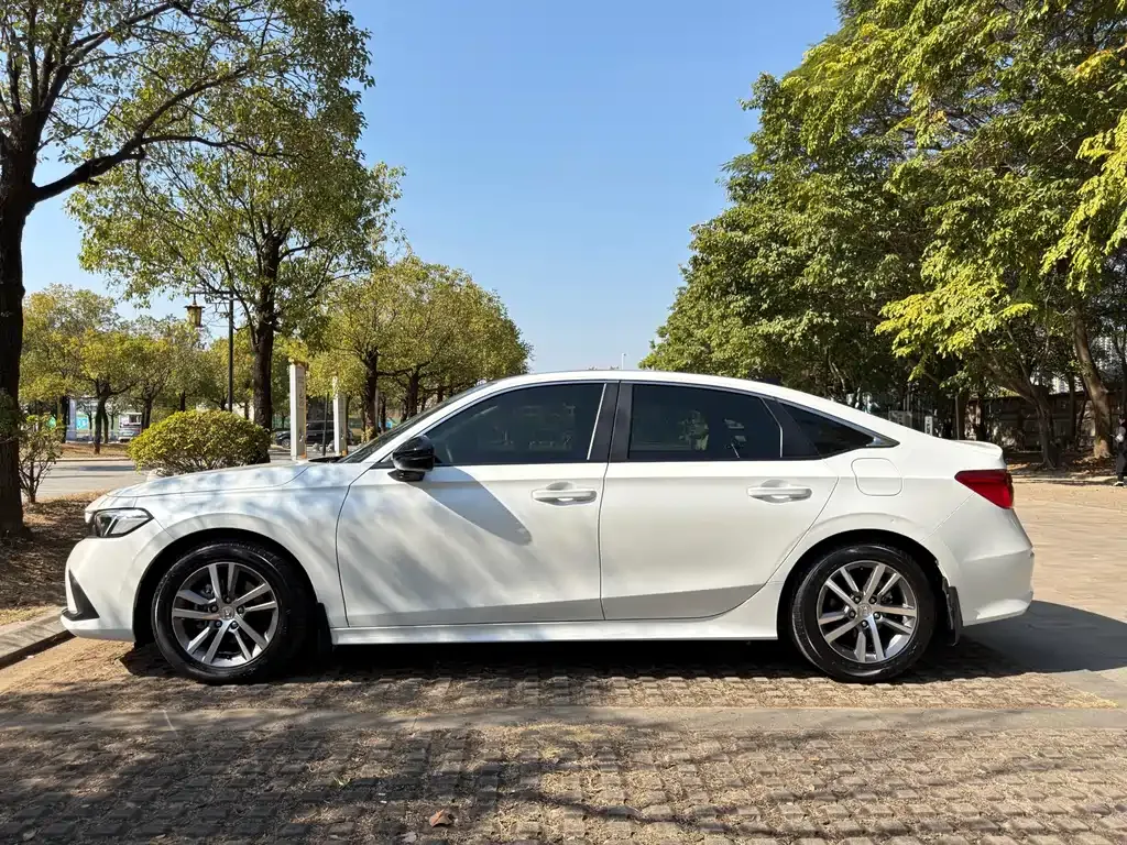 Honda Civic 2023 из CN, фото 5