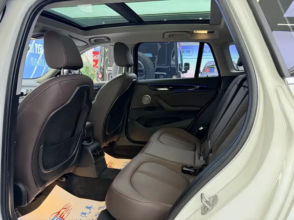 BMW X1 2022 из CN, фото 5