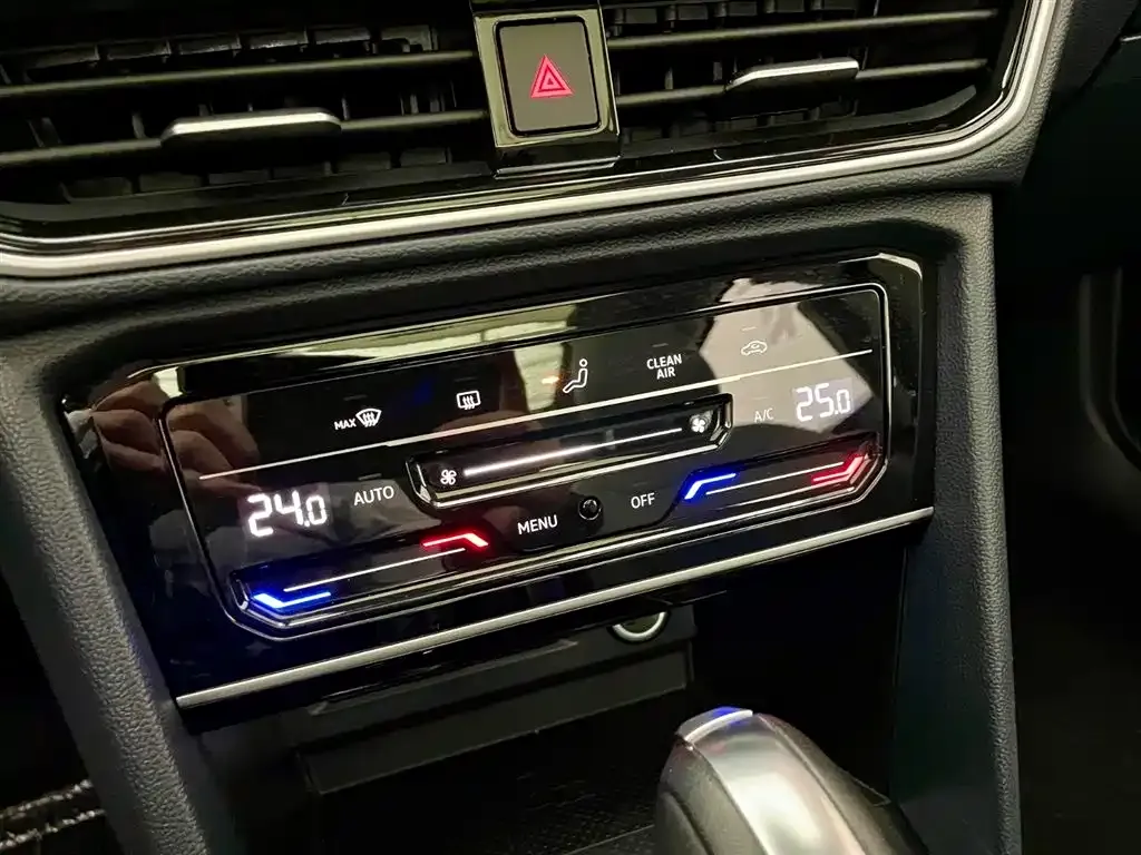 Volkswagen Tharu 2024 из CN, фото 10