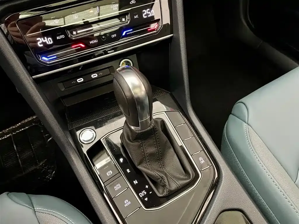 Volkswagen Tharu 2024 из CN, фото 9