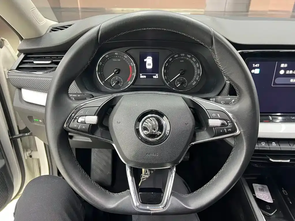 Skoda Octavia 2021 из CN, фото 10
