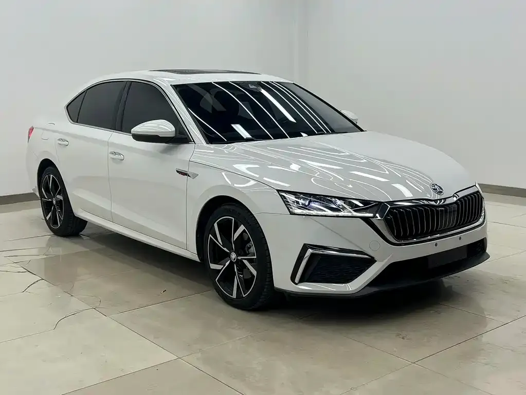 Skoda Octavia 2021 из CN, фото 3