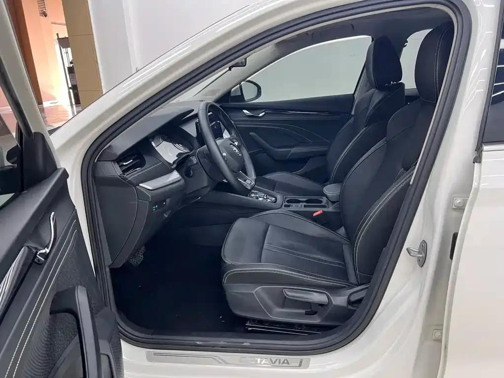 Skoda Octavia 2021 из CN, фото 8