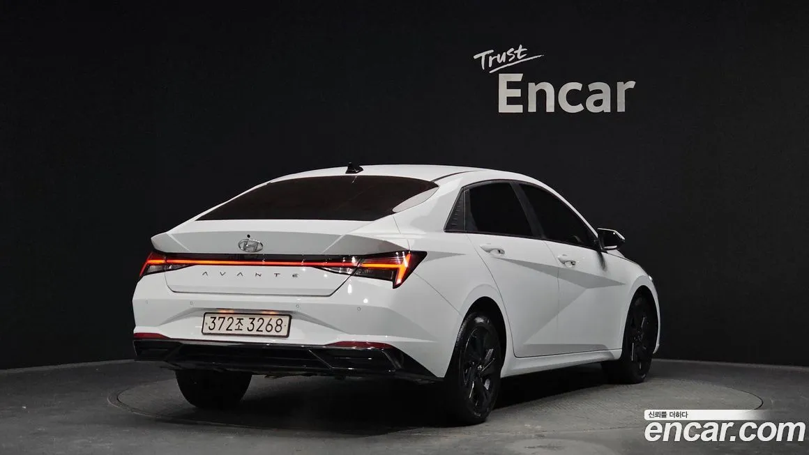 Hyundai AVANTE — фото 2