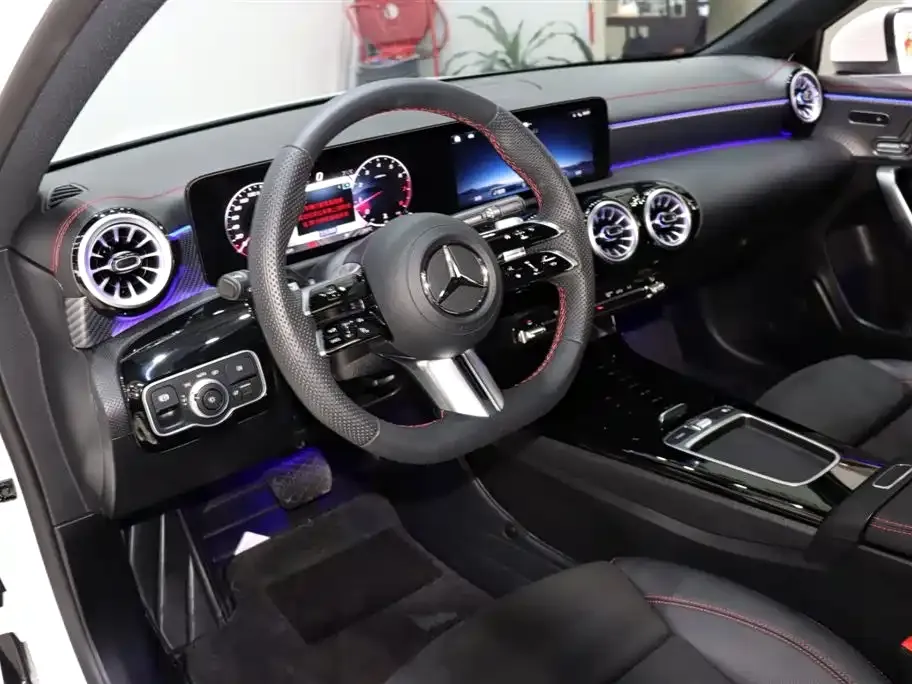 Mercedes-Benz A-Class 2025 из CN, фото 10