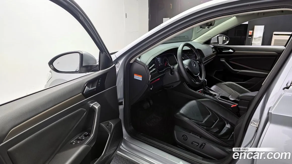 Volkswagen Jetta 2021 из KR, фото 9