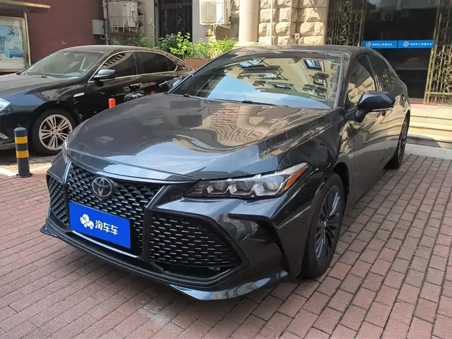 Toyota Avalon 2021 из CN, фото 1