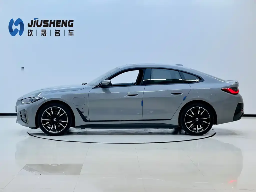 BMW i4 2022 из CN, фото 5