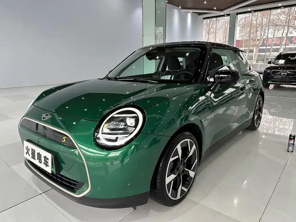 MINI Cooper EV 2025 из CN, фото 1