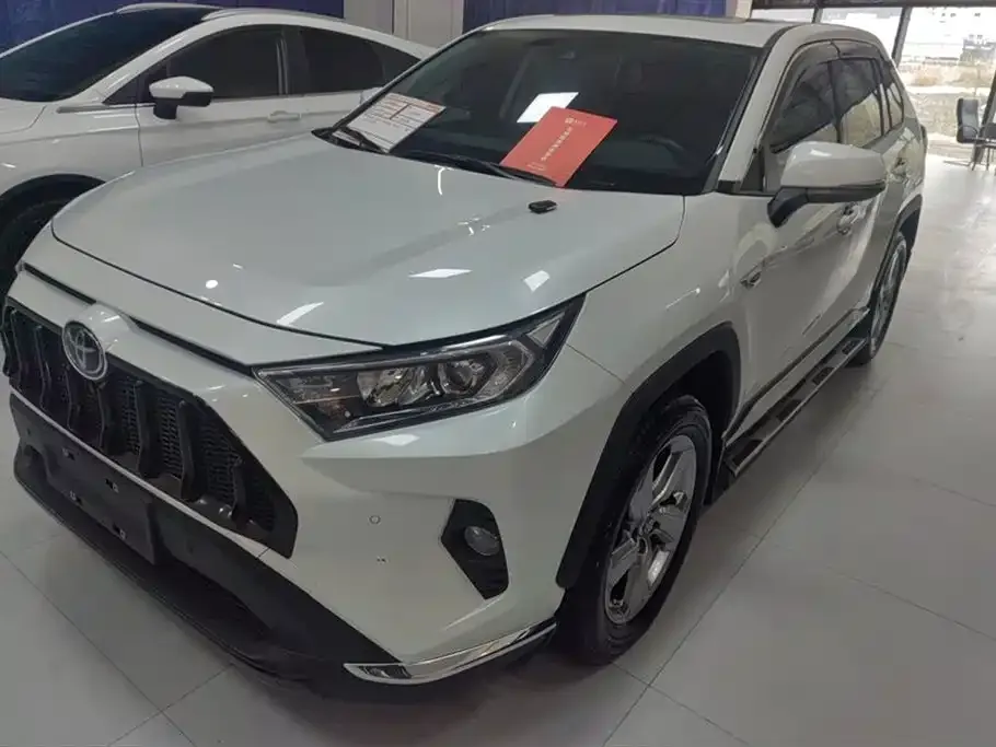 Toyota RAV4 2022 из CN, фото 1