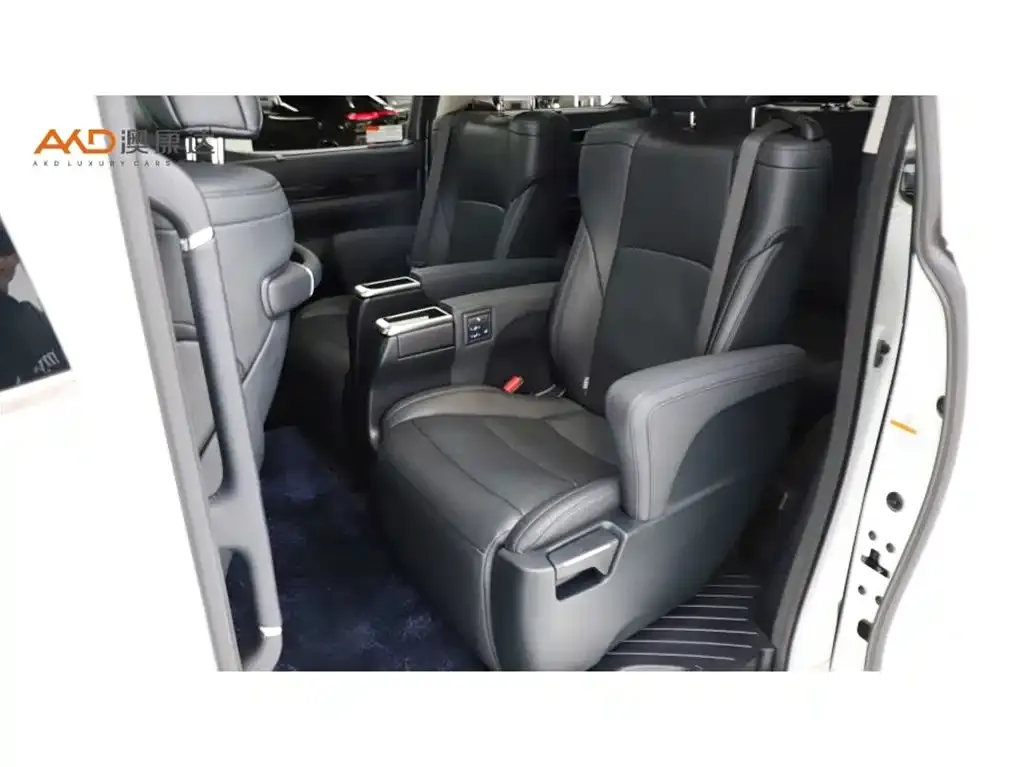 Toyota Vellfire 2022 из CN, фото 7
