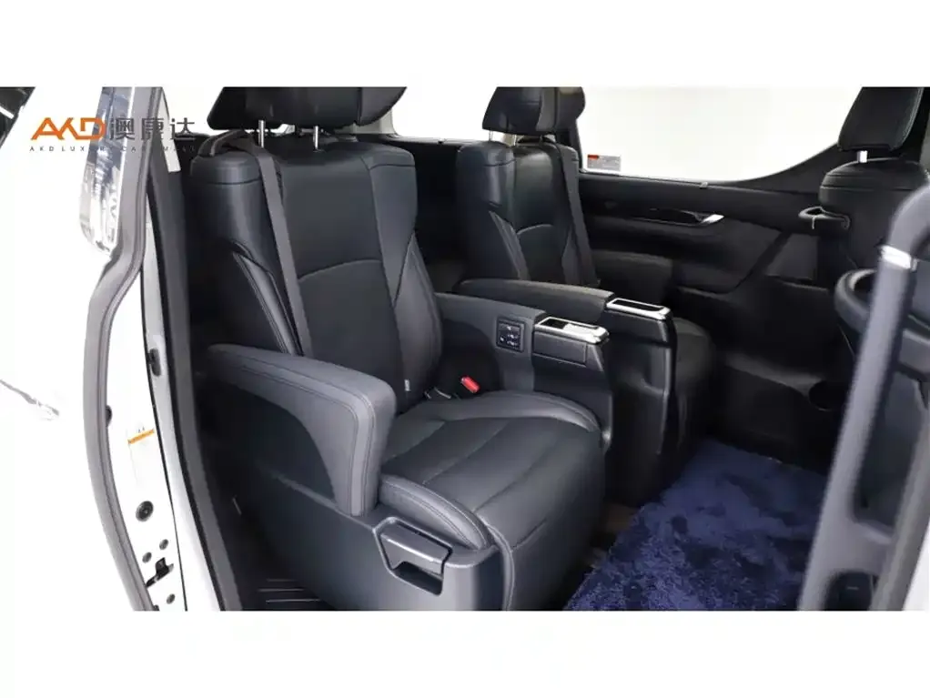Toyota Vellfire 2022 из CN, фото 9