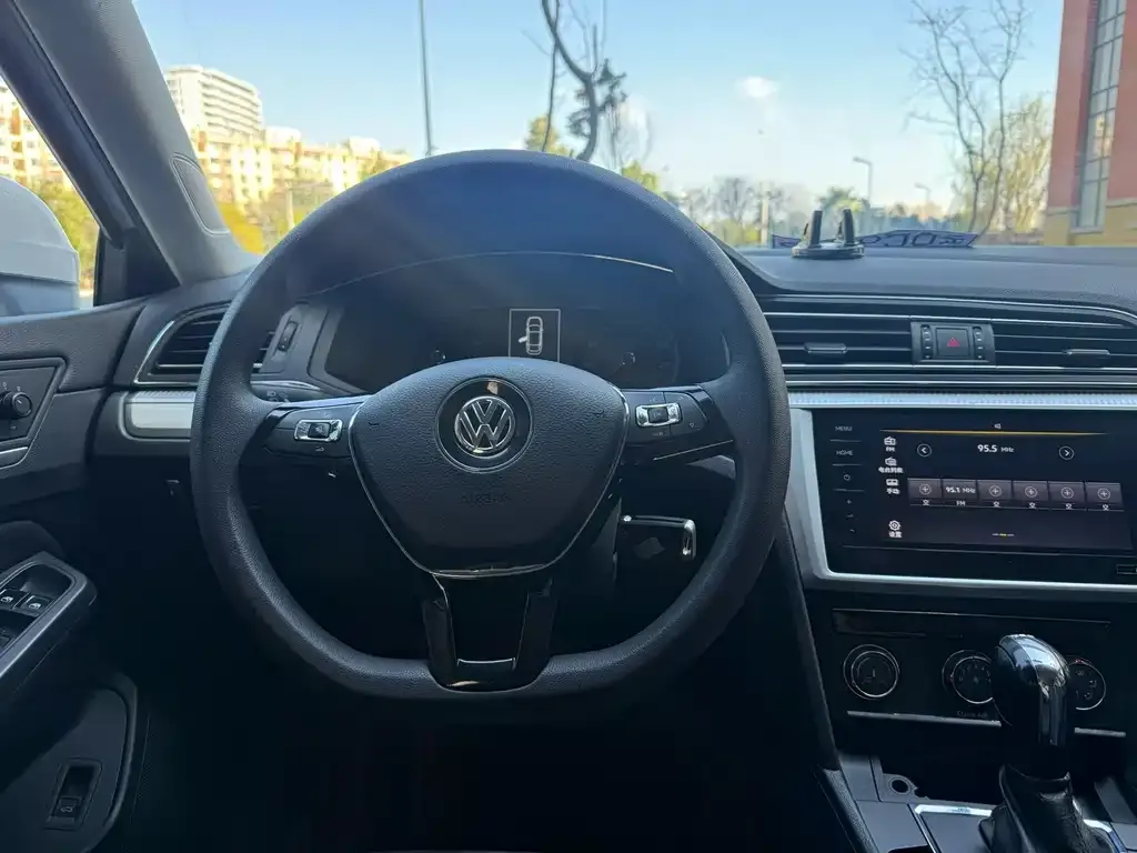 Volkswagen Lamando 2022 из CN, фото 8