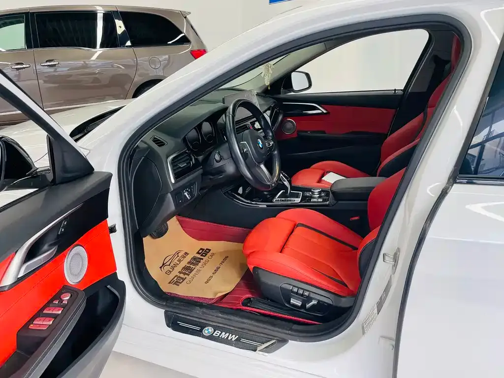 BMW 1 Series 2021 из CN, фото 6