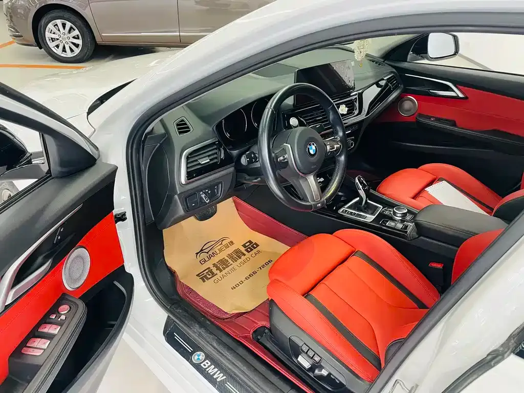 BMW 1 Series 2021 из CN, фото 4