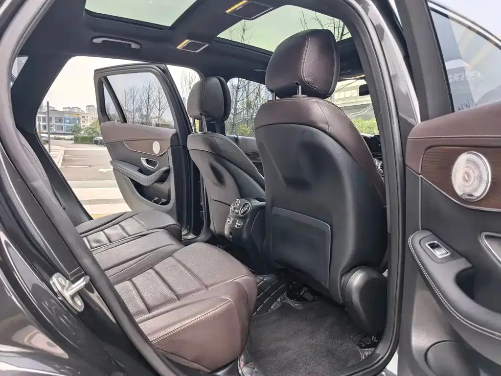 Mercedes-Benz GLC 2022 из CN, фото 2