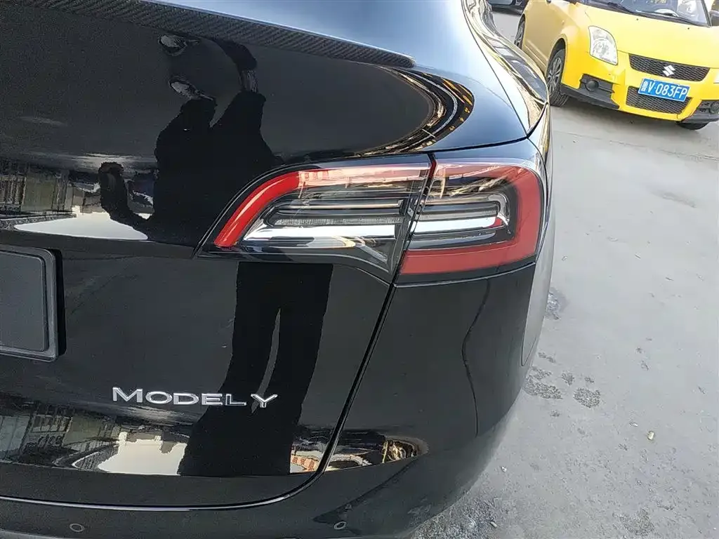 Tesla Model Y 2022 из CN, фото 8