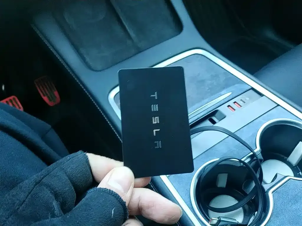 Tesla Model Y 2022 из CN, фото 9