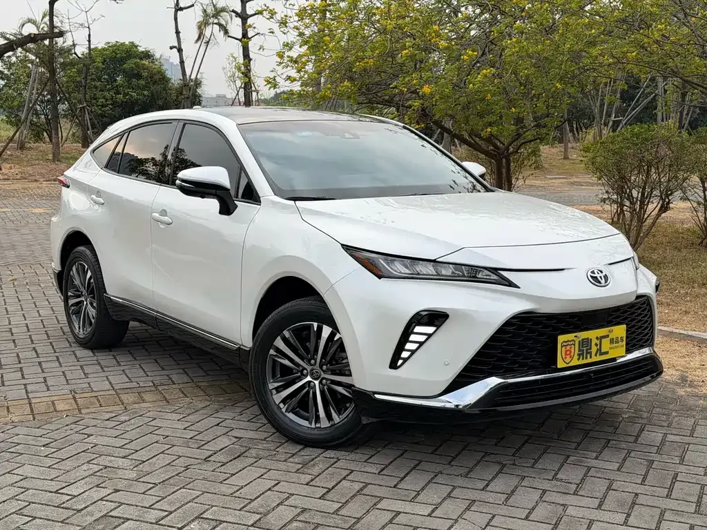 Toyota Venza 2023 из CN, фото 8