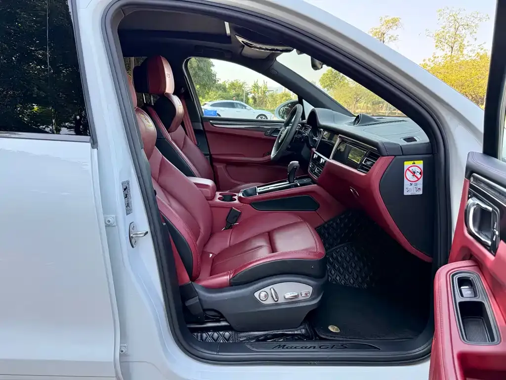 Porsche Macan 2022 из CN, фото 2