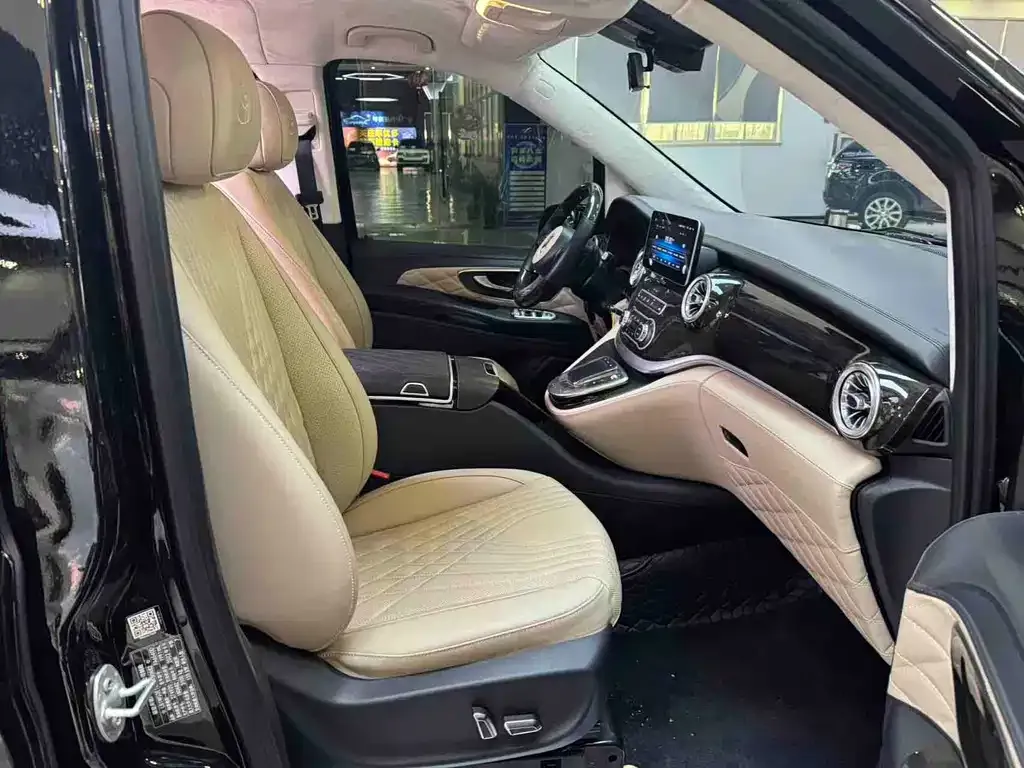 Mercedes-Benz Vito 2023 из CN, фото 9
