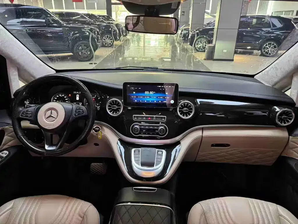 Mercedes-Benz Vito 2023 из CN, фото 5