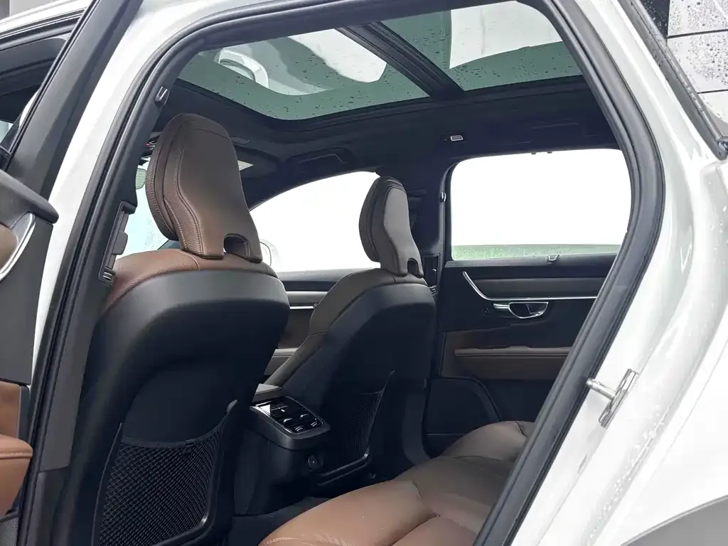 Volvo V90 2022 из CN, фото 10