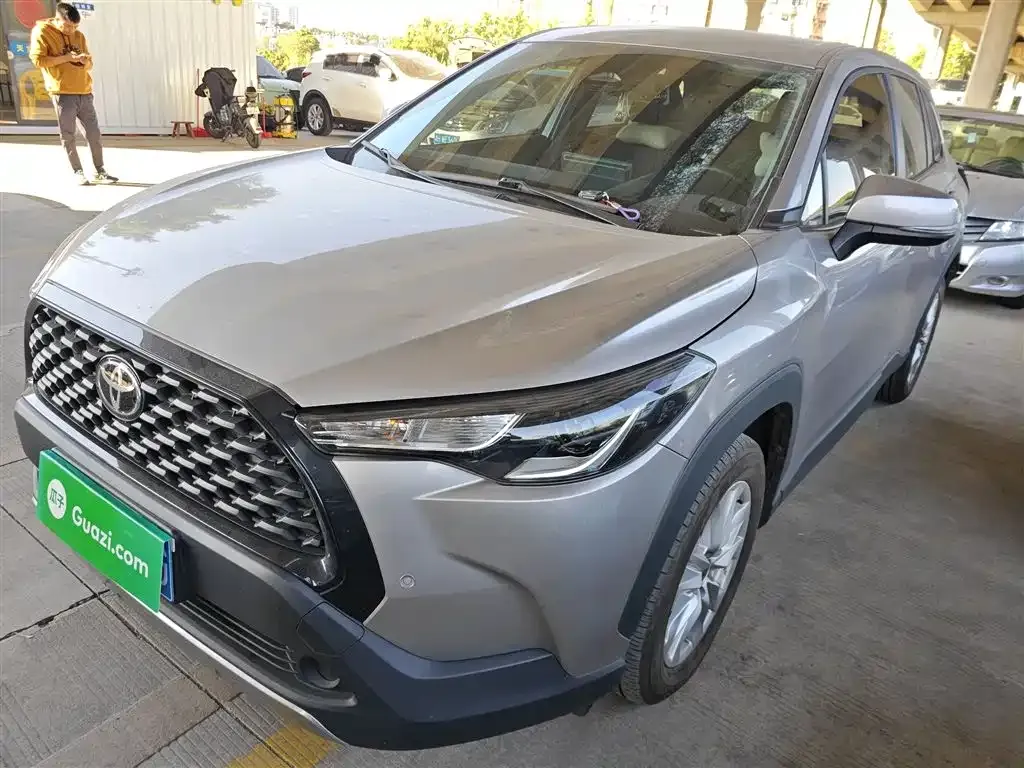 Toyota Corolla Cross 2024 из CN, фото 1