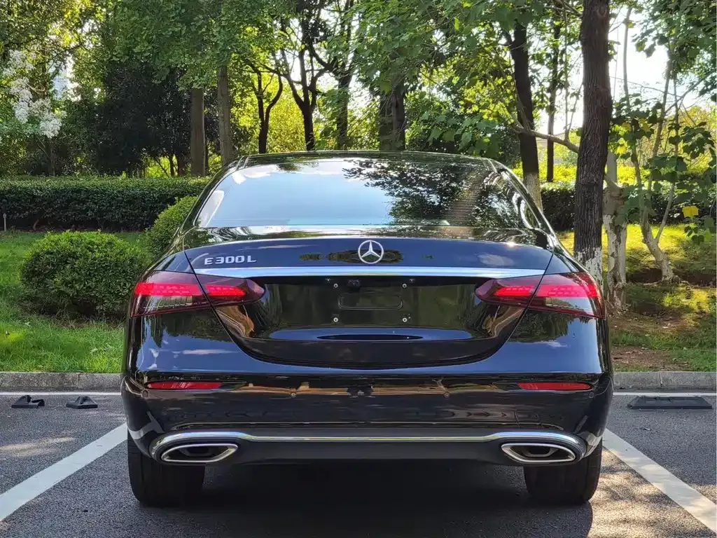 Mercedes-Benz E-Class 2023 из CN, фото 7