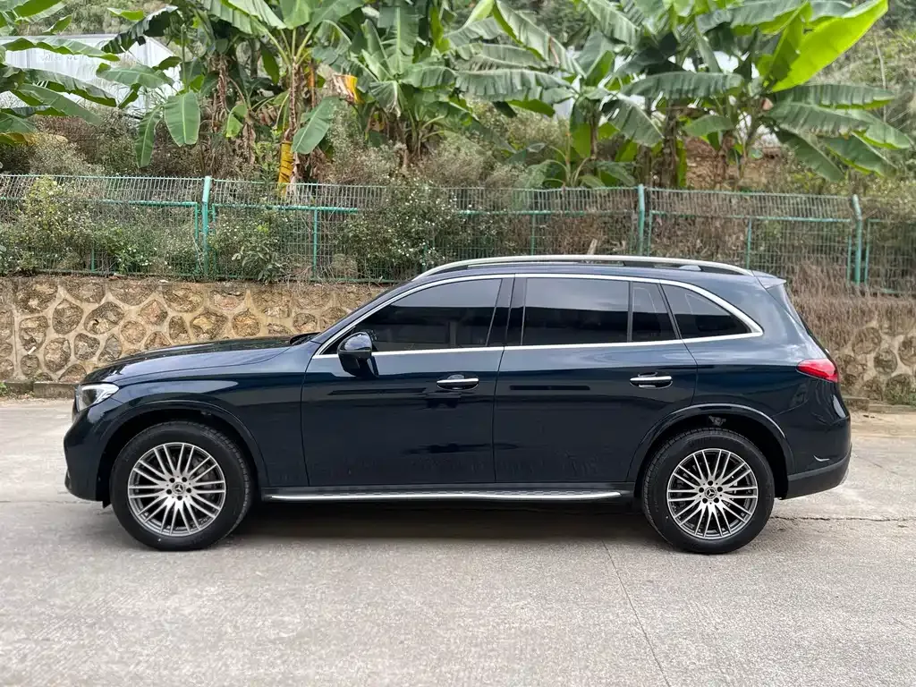 Mercedes-Benz GLC 2024 из CN, фото 2