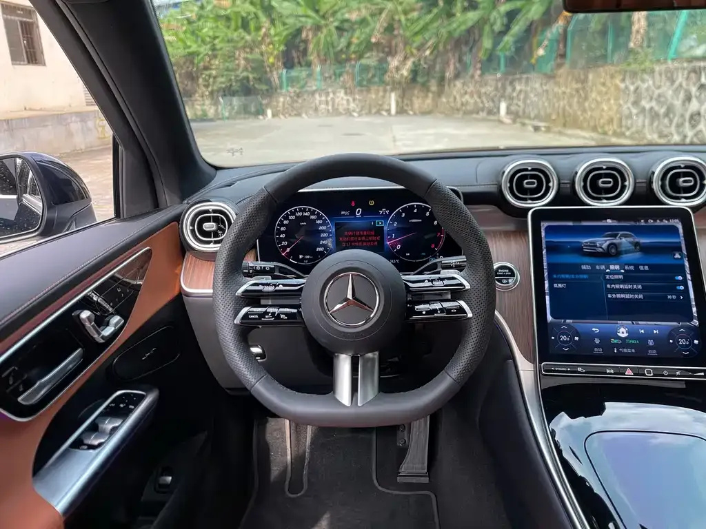 Mercedes-Benz GLC 2024 из CN, фото 5