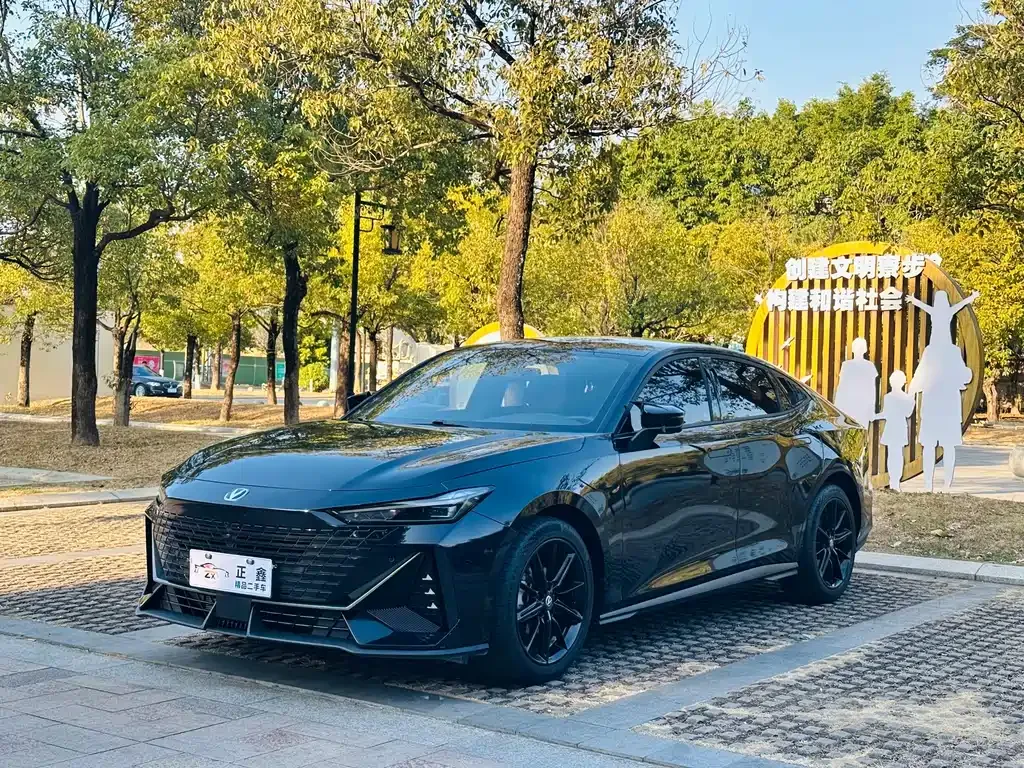 Changan UNI-V 2023 из CN, фото 1
