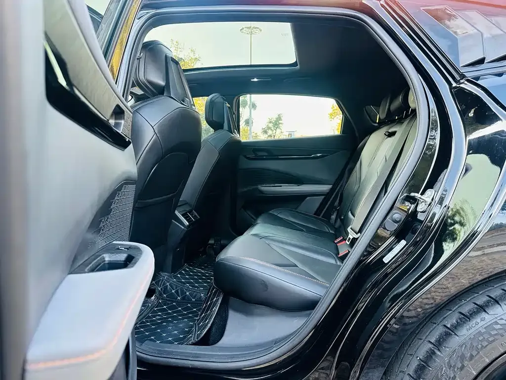 Changan UNI-V 2023 из CN, фото 7