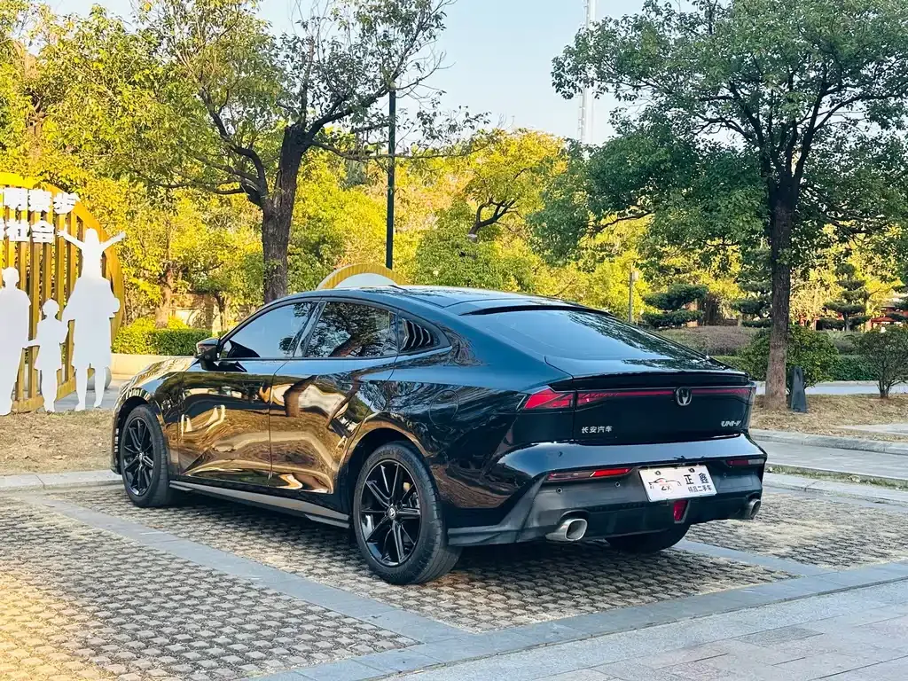 Changan UNI-V 2023 из CN, фото 5