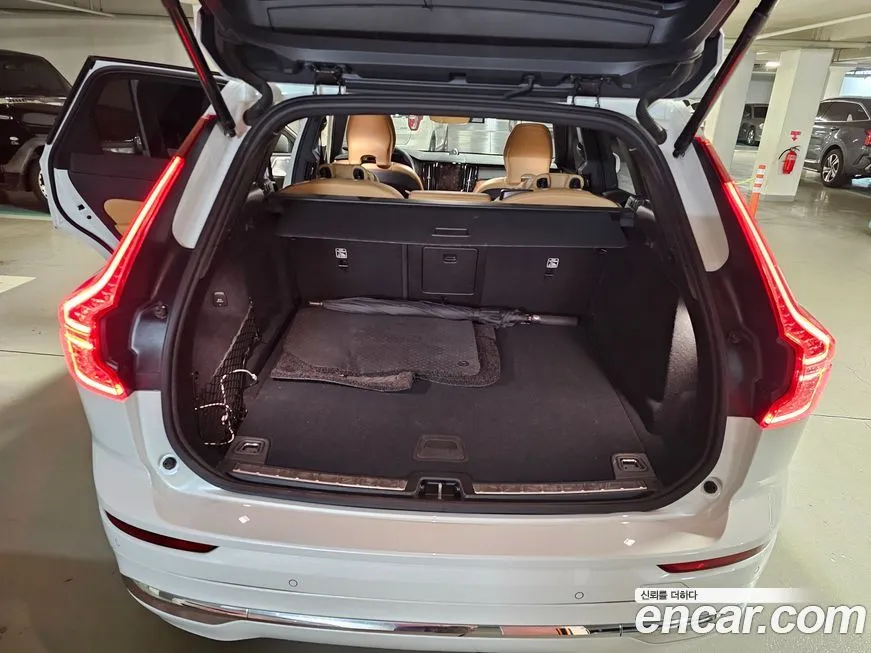 Volvo XC60 2025 из KR, фото 9