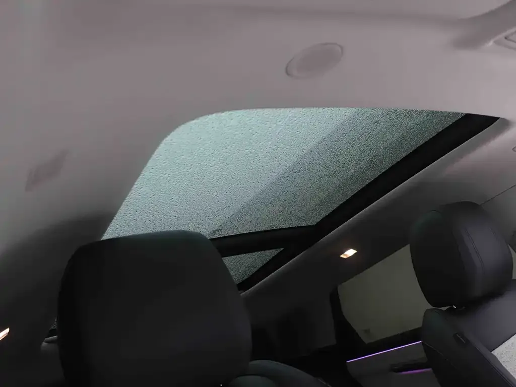 Land Rover Evoque 2022 из CN, фото 3