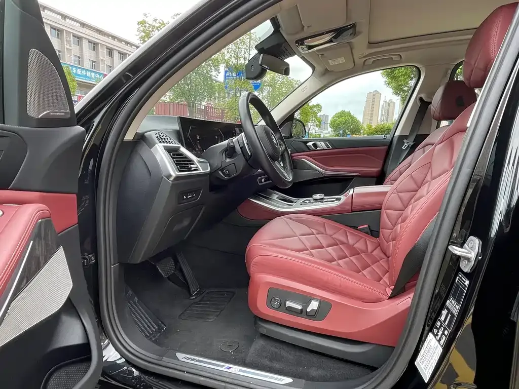 BMW X5 2024 из CN, фото 2