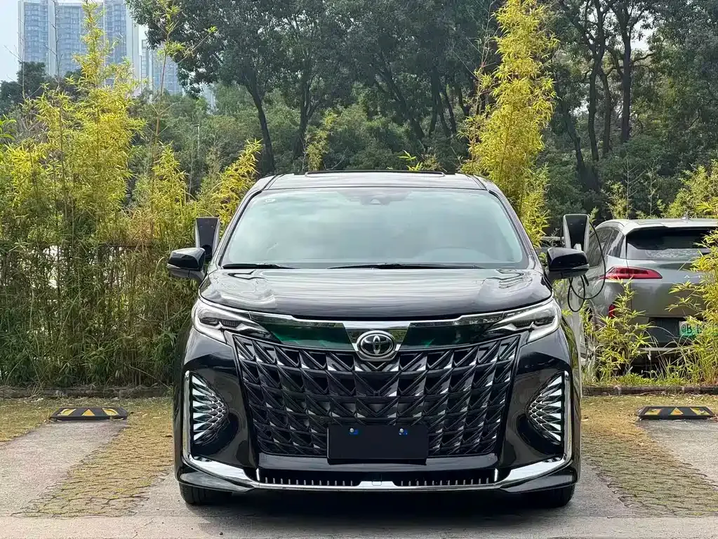 Toyota Sienna 2025 из CN, фото 7