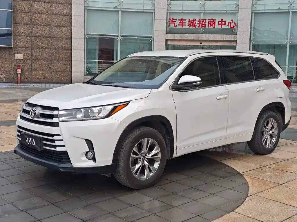 Toyota Highlander 2021 из CN, фото 9
