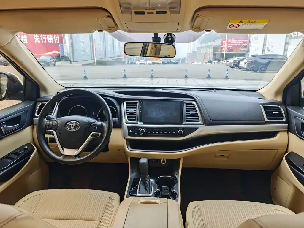 Toyota Highlander 2021 из CN, фото 8