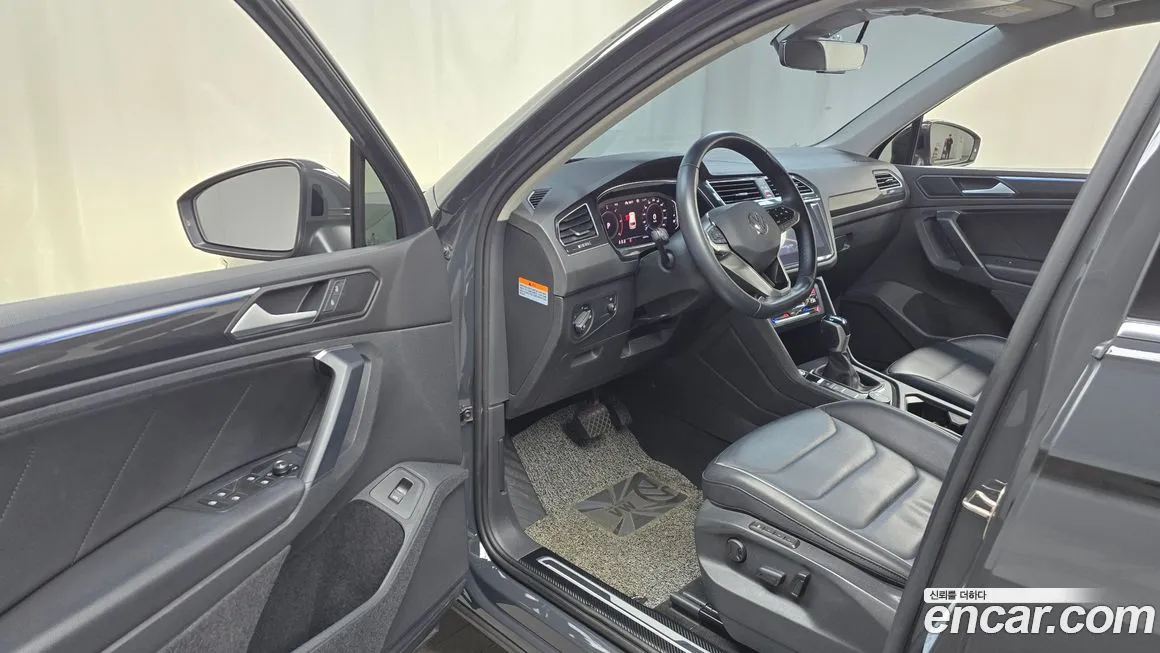 Volkswagen Tiguan 2022 из KR, фото 8