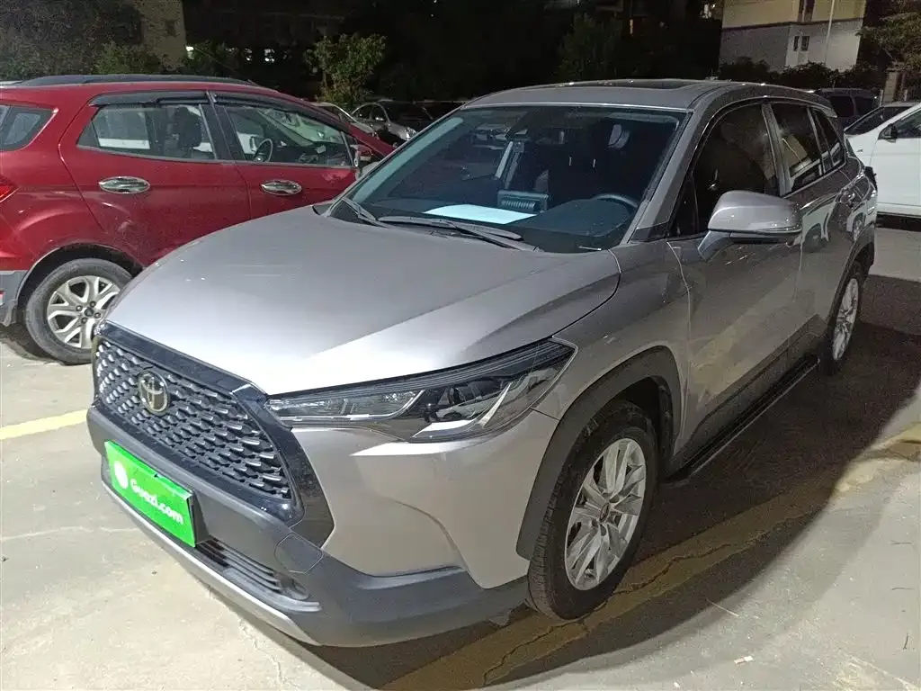 Toyota Corolla Cross 2022 из CN, фото 1